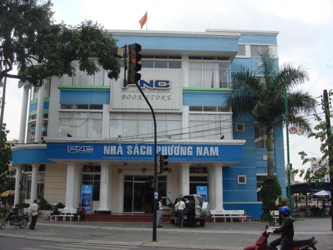 NHÀ SÁCH PHƯƠNG NAM CẦN THƠ